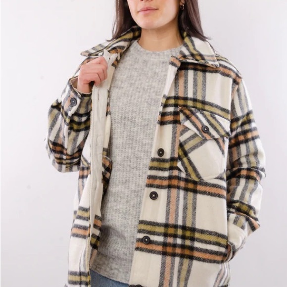 NWT RD Style Shacket - Picture 3 of 5